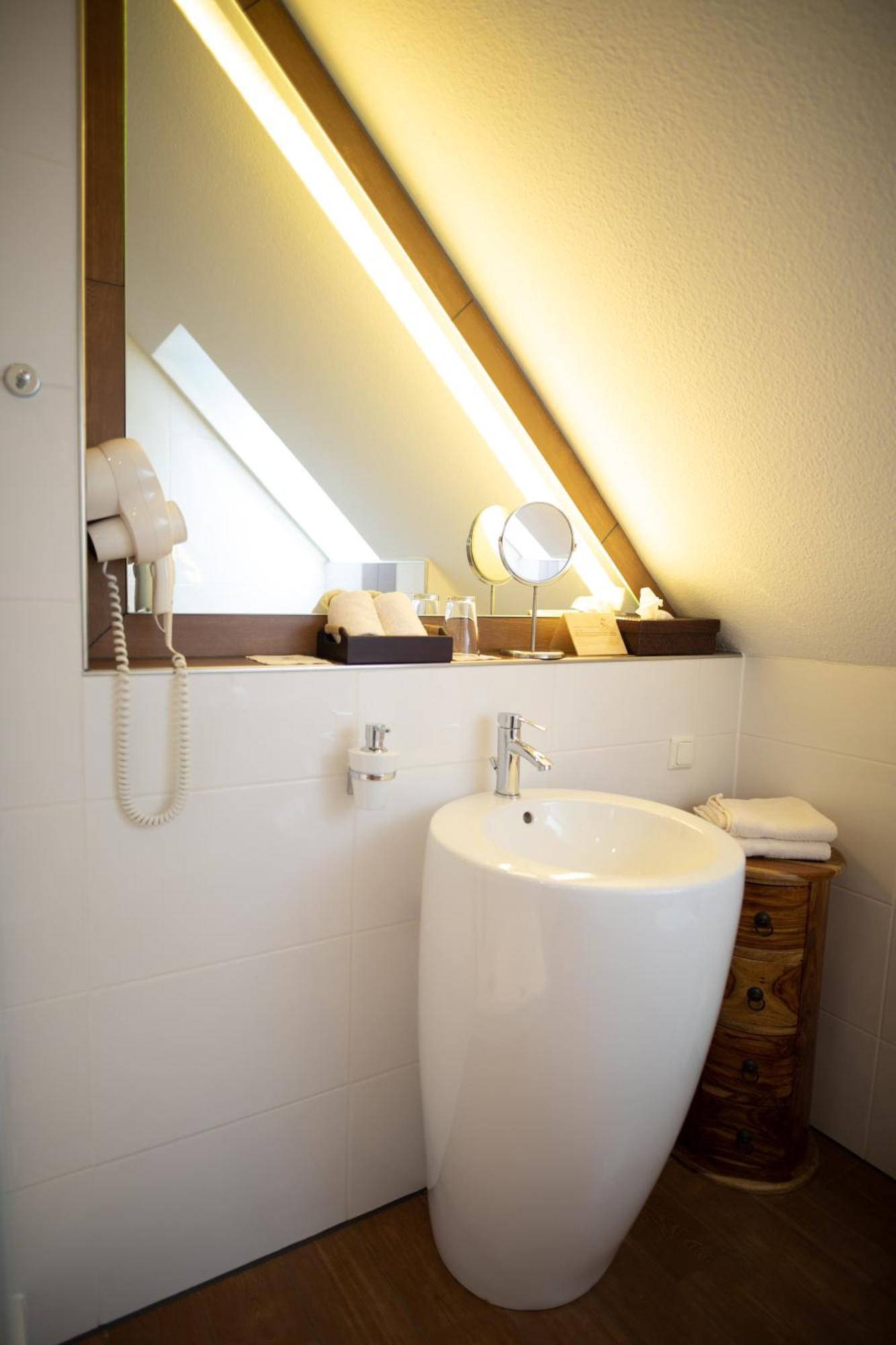 Vier Jahreszeiten Rooms Husum  Kültér fotó